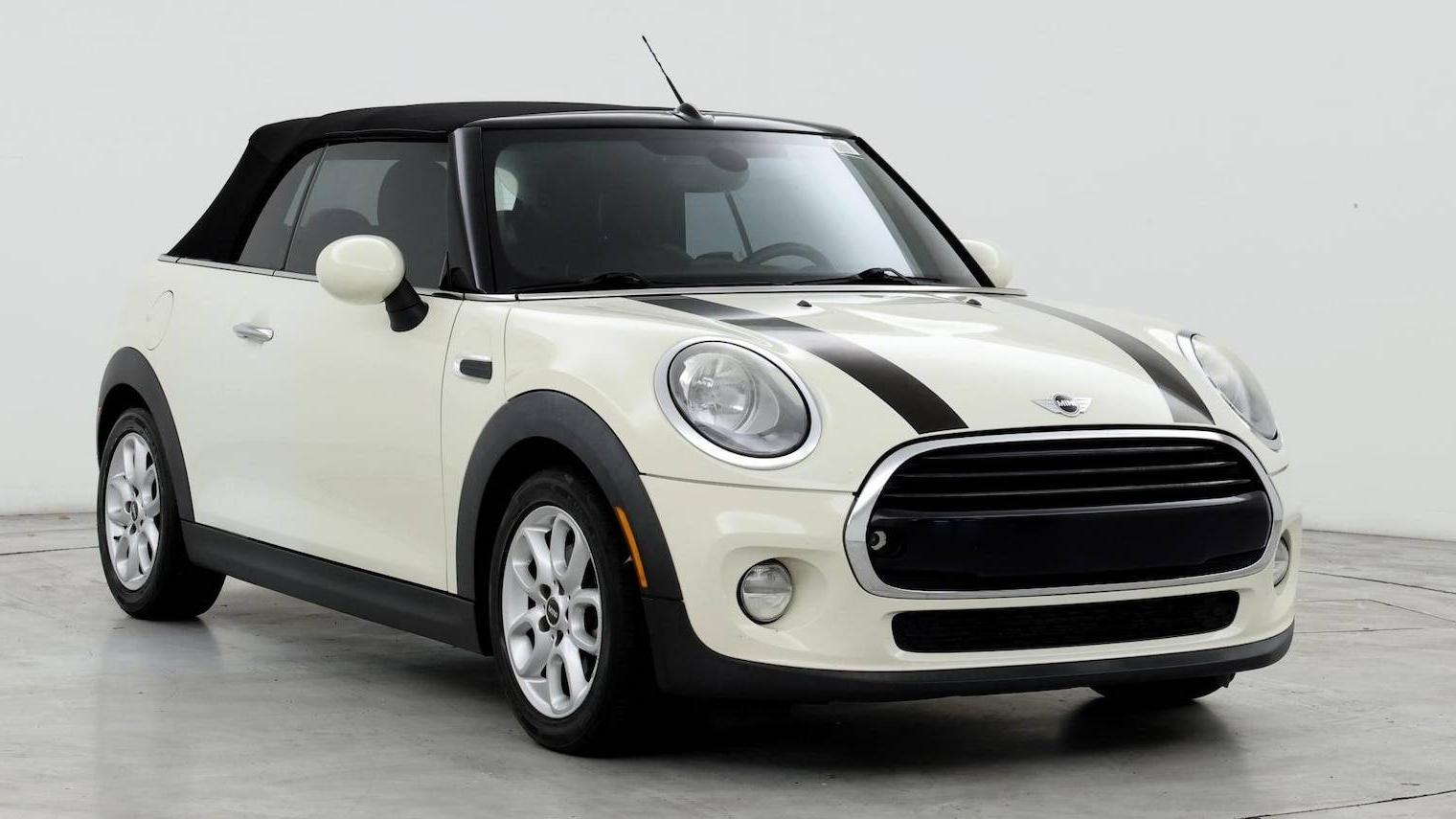 MINI COOPER CONVERTIBLE 2016 WMWWG5C54G3A81135 image